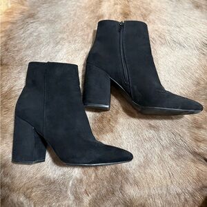 Faux Suede Black Block Heel Ankle Booties/Boots. Size 10
